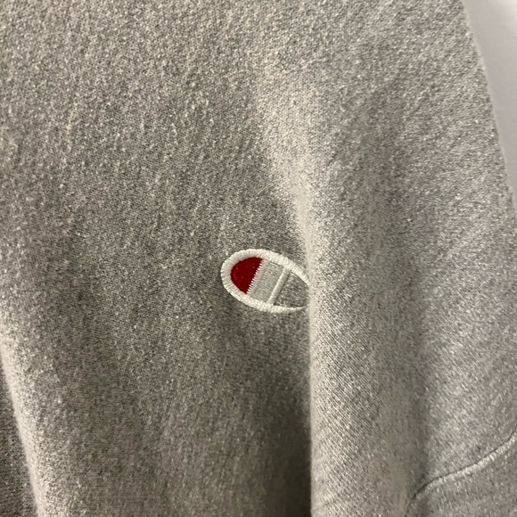 small women’s grey champion hoodie - Picture 4 of 4